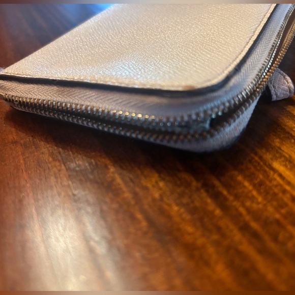 Vintage Ivory Coach Zip Around Wallet Wristlet - Picture 8 of 11